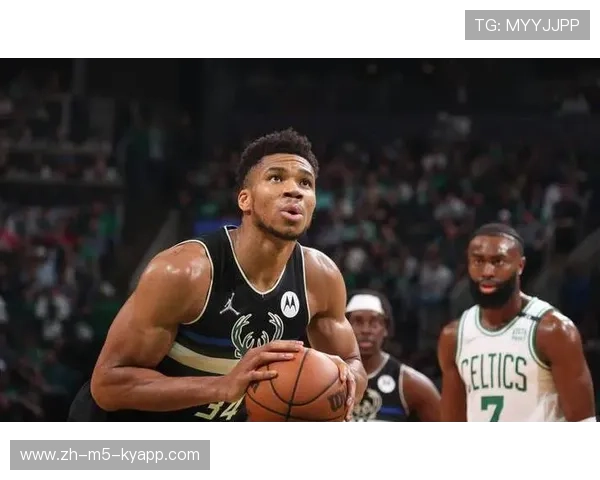 字母哥转换速度凌厉,雄鹿拿下关键得分